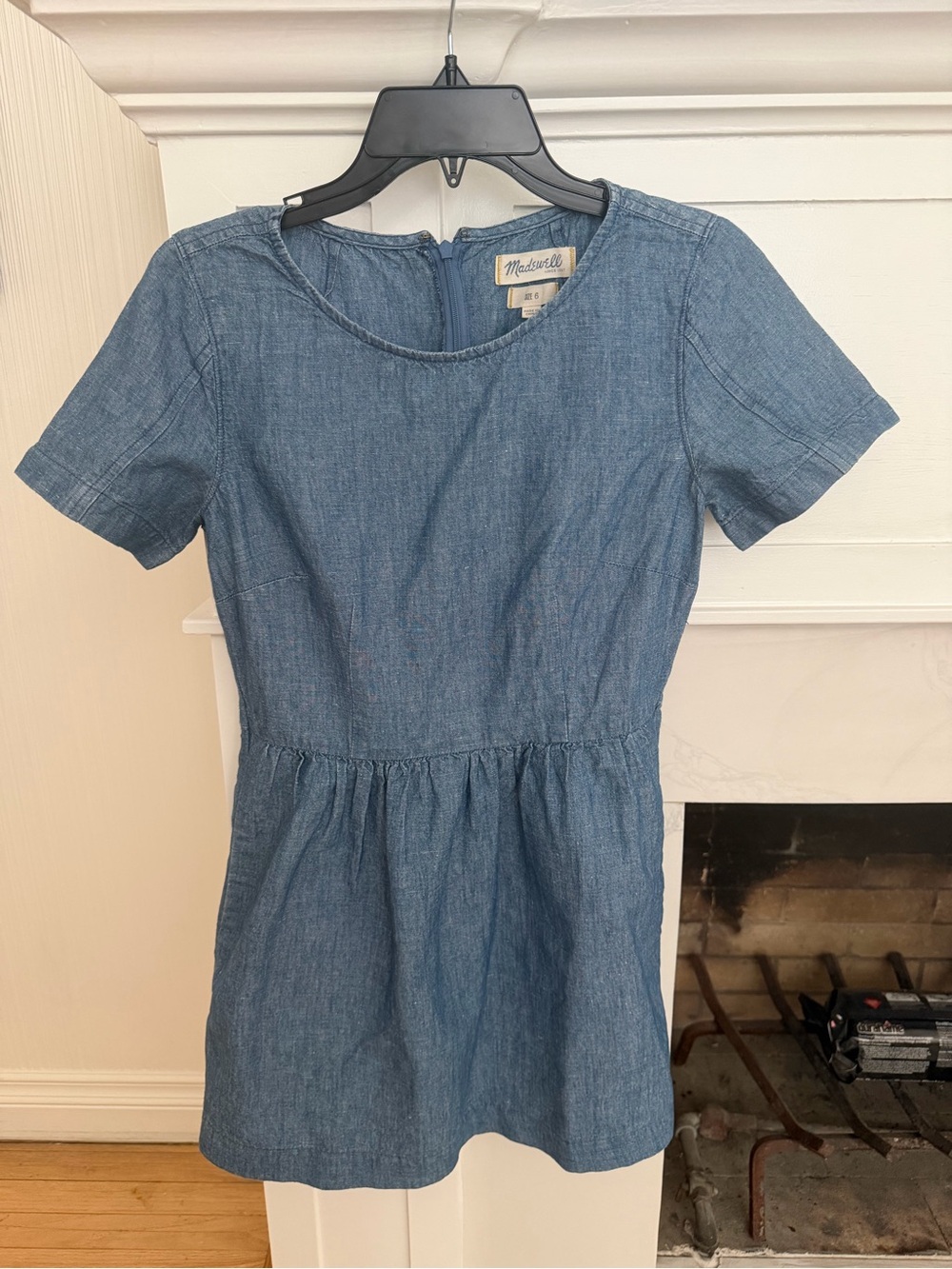 Madewell women’s Short-Sleeve Chambray Dress - Blue